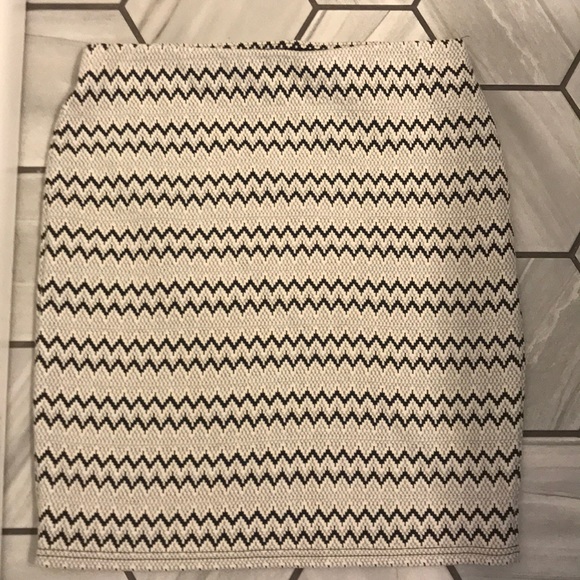 🍋 RD Style Adele Textured Knit Skirt - Picture 2 of 4